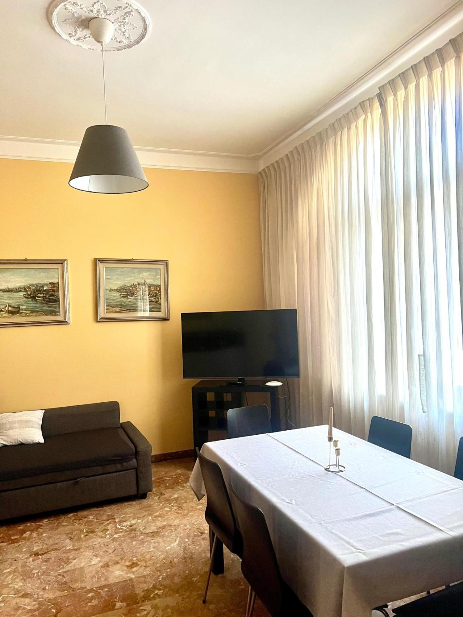 Hotel Gabriella Diano Marina Bagian luar foto