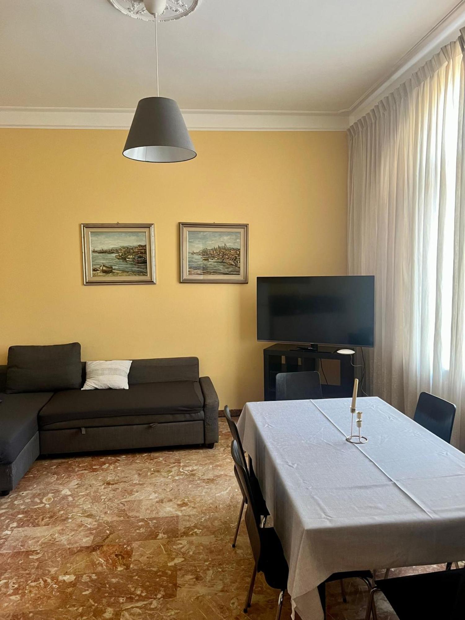Hotel Gabriella Diano Marina Bagian luar foto